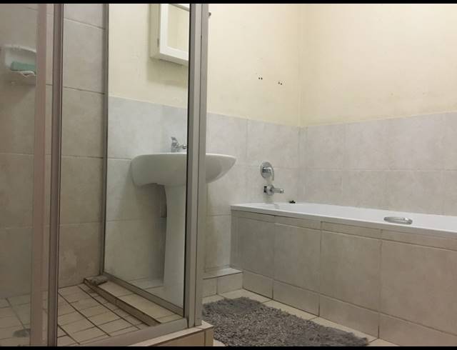 2 BEDROOM SECTIONAL TITLE FOR SALE IN COMET